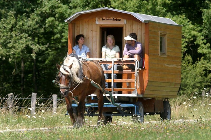 Activité – Un week-end en roulotte Une idée originale pour un enterrement de vie de célibataire : une roulotte