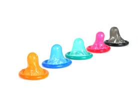 Gage #3 – Le défi des préservatifs Trouver des préservatifs lros de l'enterrement vie de jeune fille