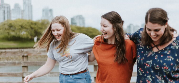 Rires et Complicité : Nos défis Originaux pour un EVJF Mémorable ! Rires et Complicité : Nos défis Originaux pour un EVJF Mémorable !